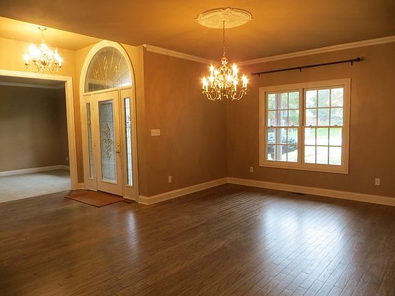 3rd image of 3009 Waterside Way