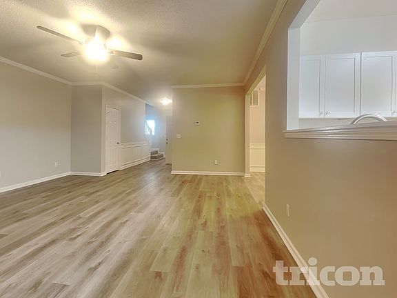 3rd image of 222 Southwind Ln