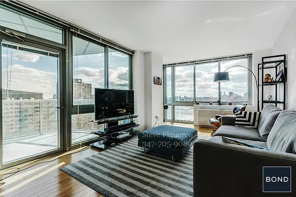 Rented by Bond New York | media 1