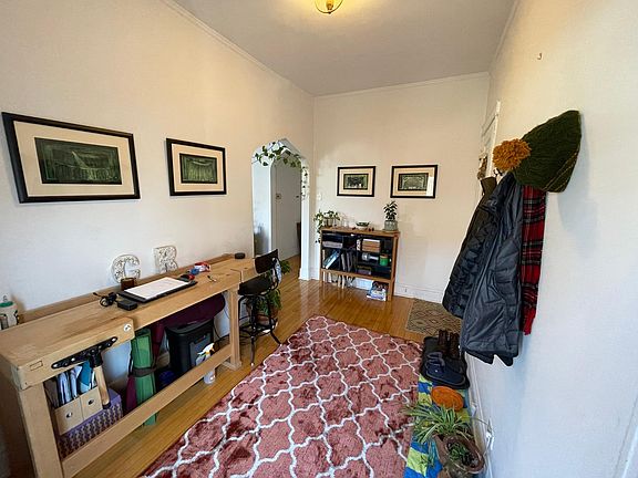 4th image of 1453 W Berwyn Ave #2