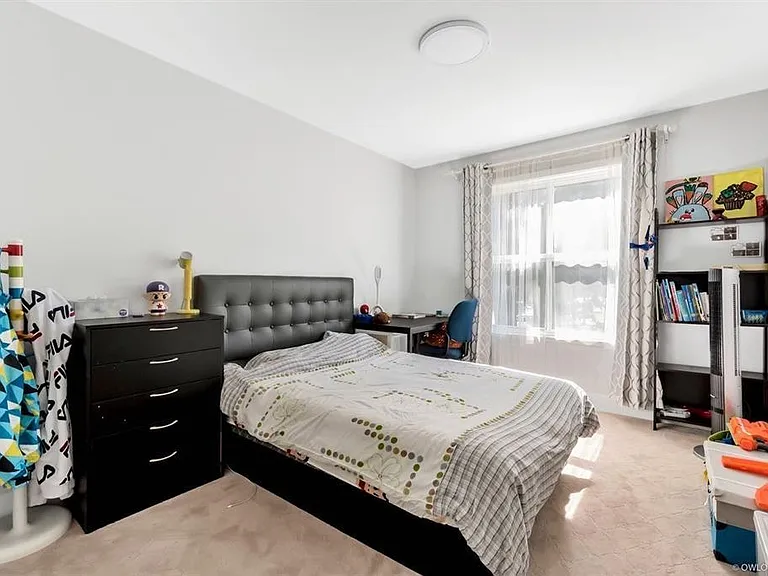 7833 Saint Albans Rd #9 — Photo 17