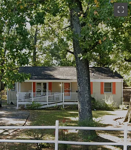 2708 Weldon Ter Photo 1