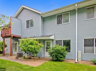 1754 Helena Rd N, Oakdale, MN 55128