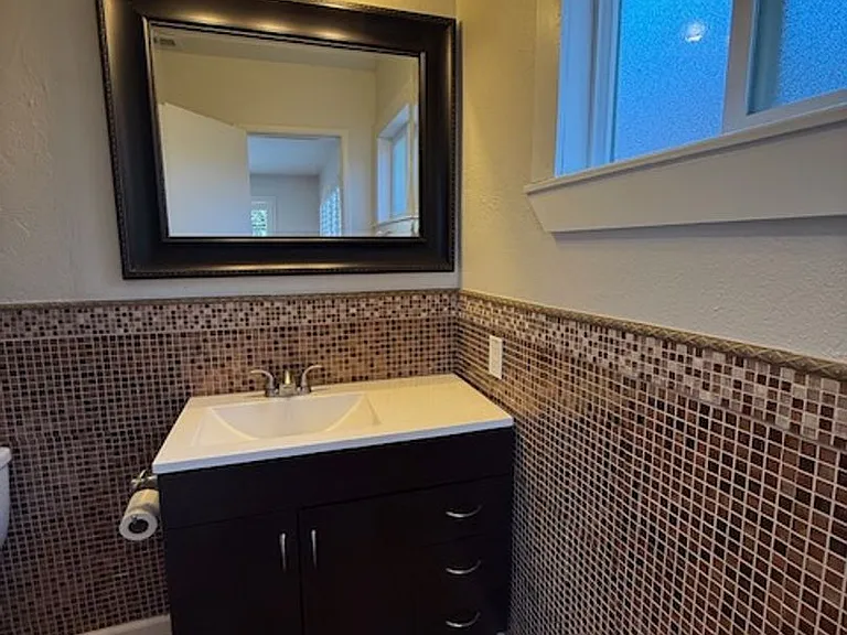 334 Roanoke Rd — Photo 11