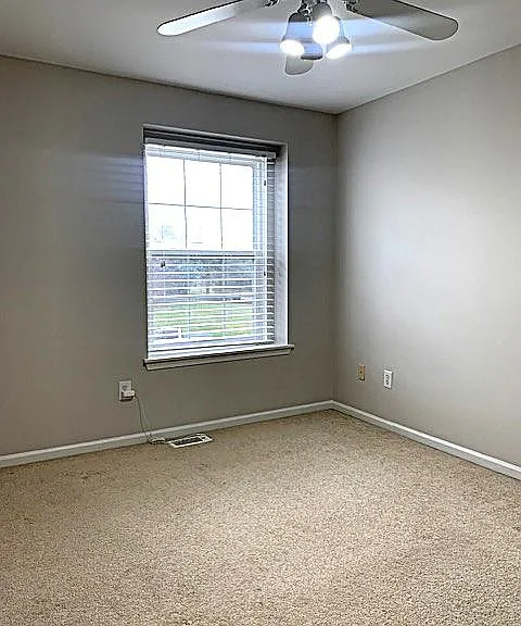 1890 Plumridge Ct — Photo 13