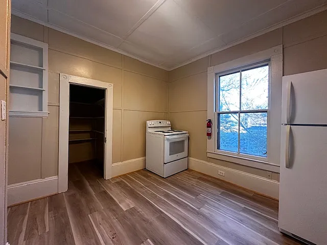 409 N Cedar St #D — Photo 8