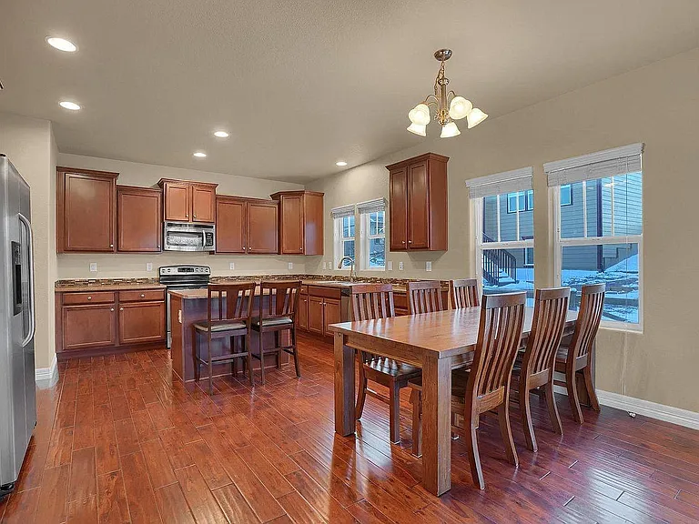 6638 Cottonwood Tree Dr — Photo 3