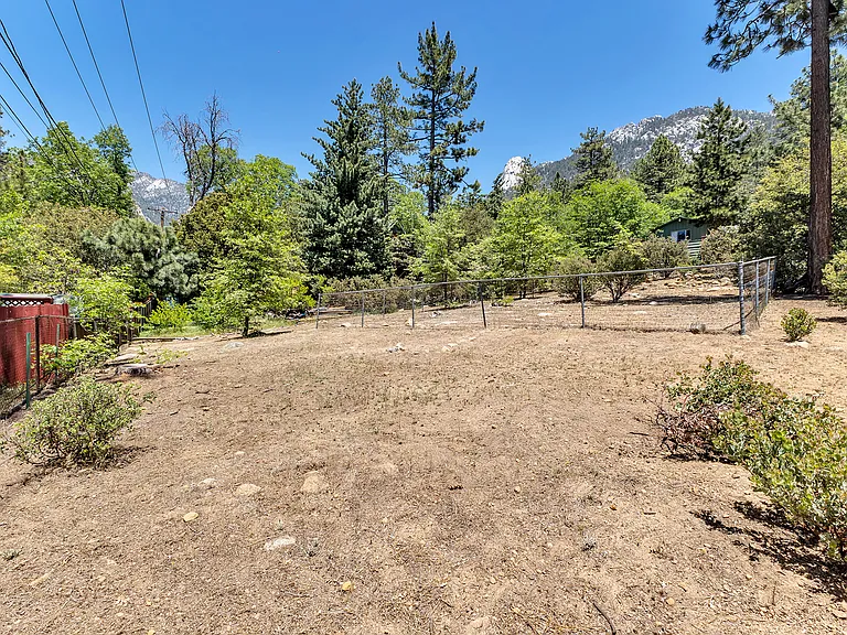 25465 Seneca Dr — Photo 52