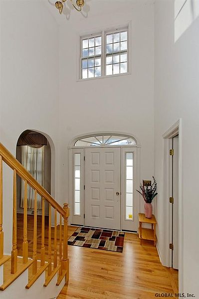 2nd image of 7 PROVIDENCE Court