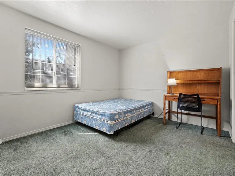 718 W 1720 N #222 — Photo 15