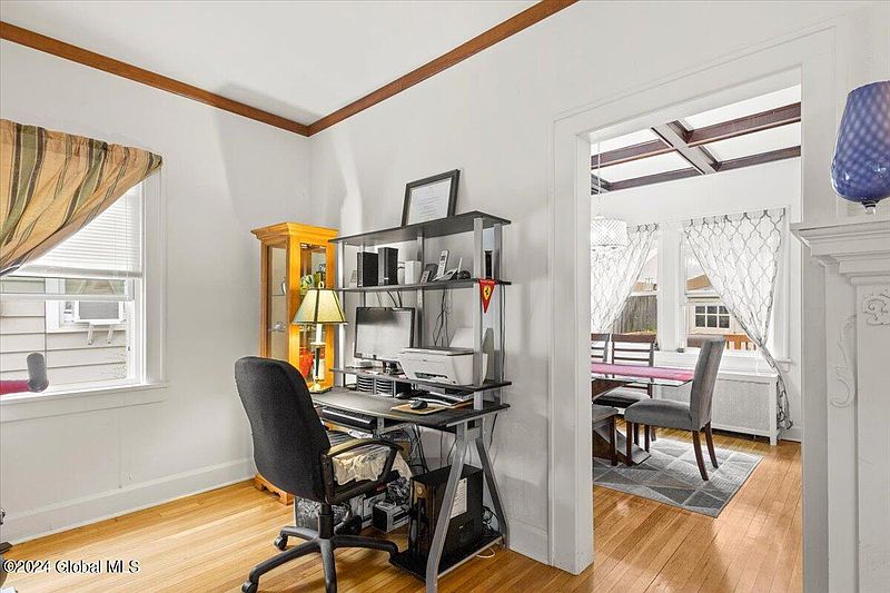 3rd image of 22 Edgewood Avenue