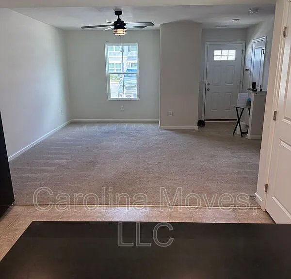 126 Fernside Ct — Photo 7