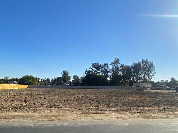 4th image of 13883 Francisco Dr