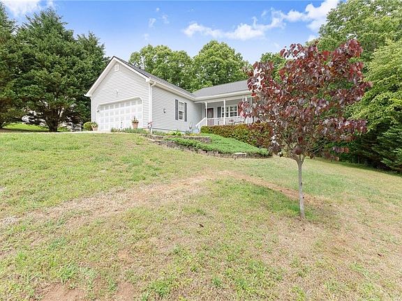5th image of 652 Shadow Mountain Ln
