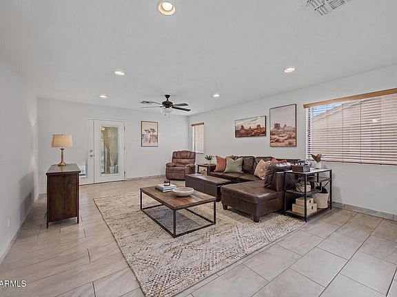 2nd image of 43935 W SAGEBRUSH Trail