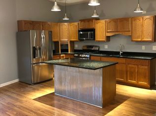 301 N Main St, Seneca, IL 61360