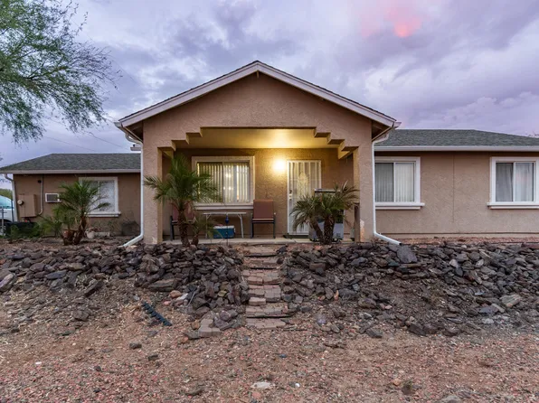 33665 S INCLINE Drive, Black Canyon City, AZ 85324