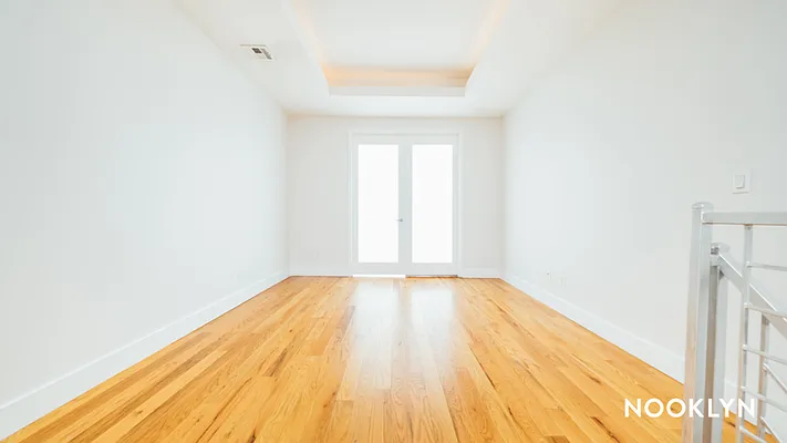 Rented by Nooklyn NYC LLC | media 8