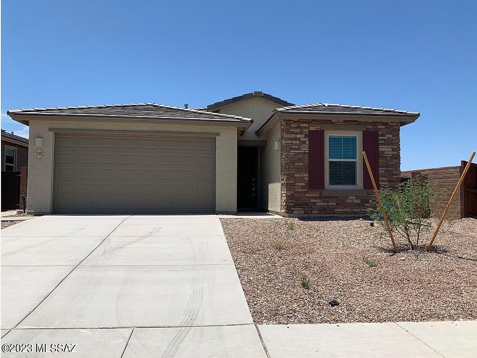 1st image of 13102 E Cembeline Ln
