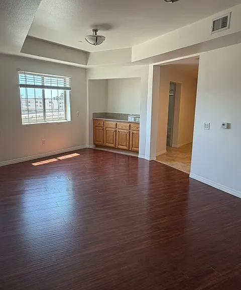 3401 Manning Ave #201 — Photo 5