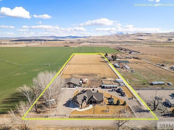 2nd image of 52 S Mission Rd