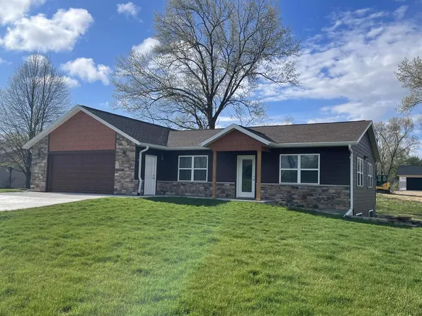 312 Brooke Circle, Montello, WI 53949