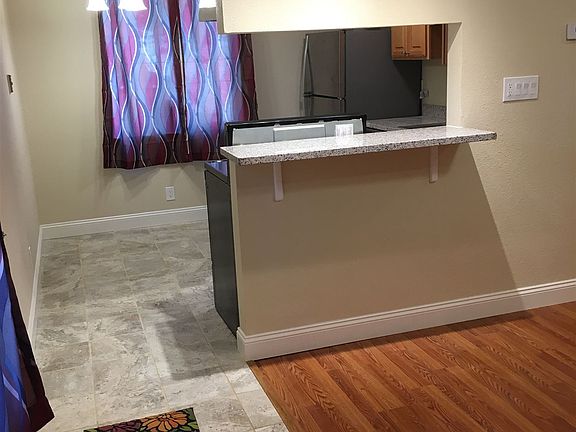 2nd image of 1134 Edsel Dr APT 01