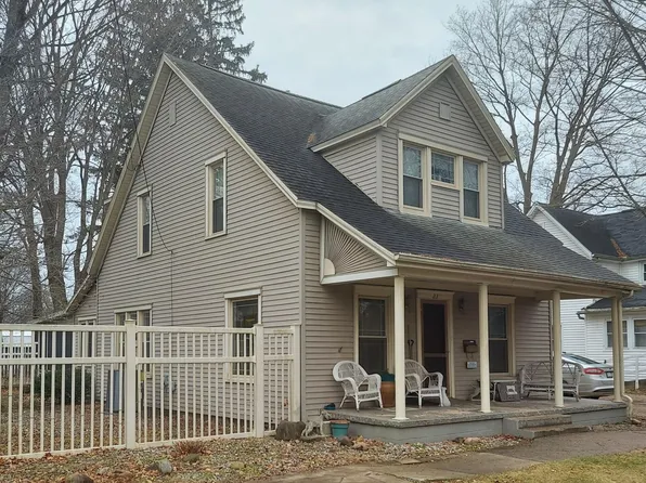 23 Peckham St, Coldwater, MI 49036
