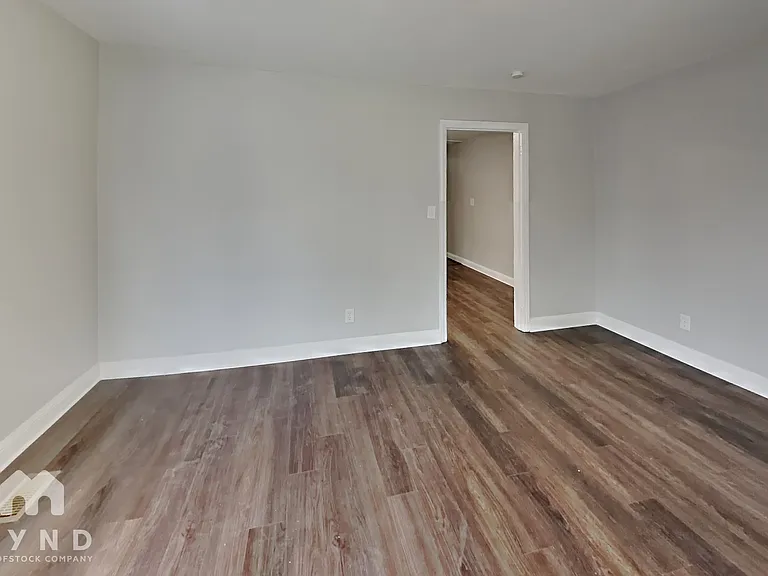 302 Jones St #302 — Photo 3