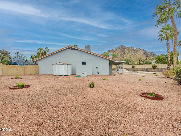 2318 E Lupine Ave — Photo 60