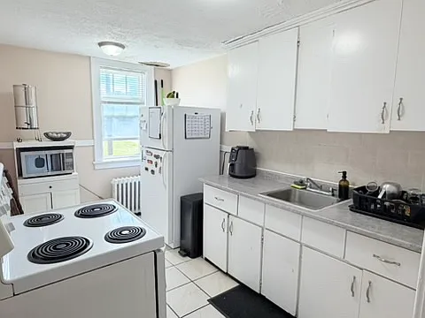 524 Pitt St W #107 — Photo 4