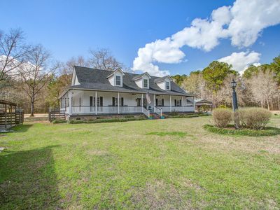 1214 Dehayville Dr, Pinopolis, SC, 29469