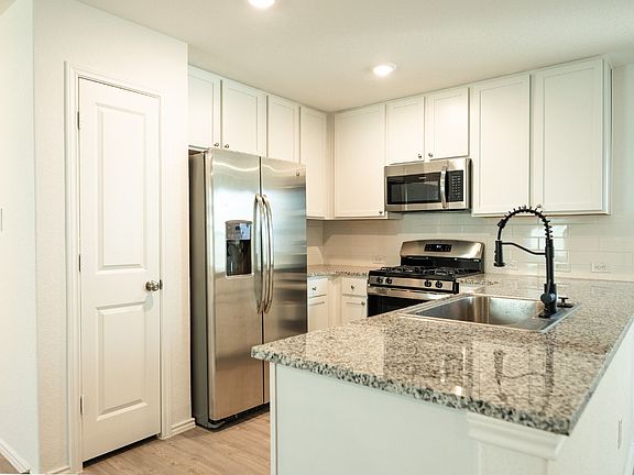 5th image of 14223 Estuary Pl