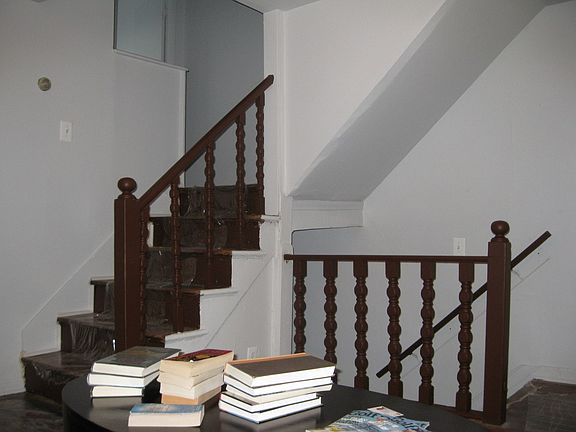 Stairwell to UL1 & L1