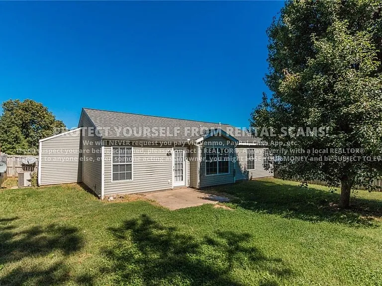 3079 W Essex Dr — Photo 11