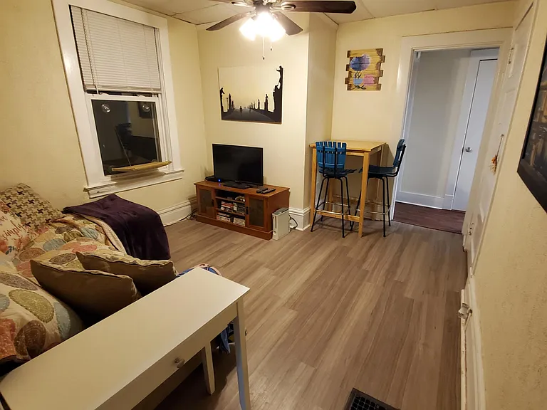 145 Lakewood Ave #1 — Photo 11
