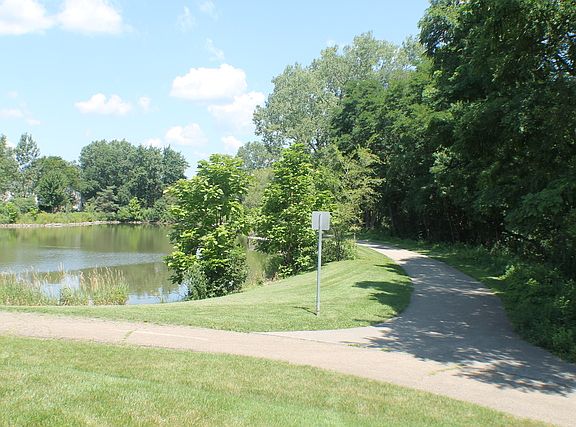 5th image of 126 Bent Creek Ct #0
