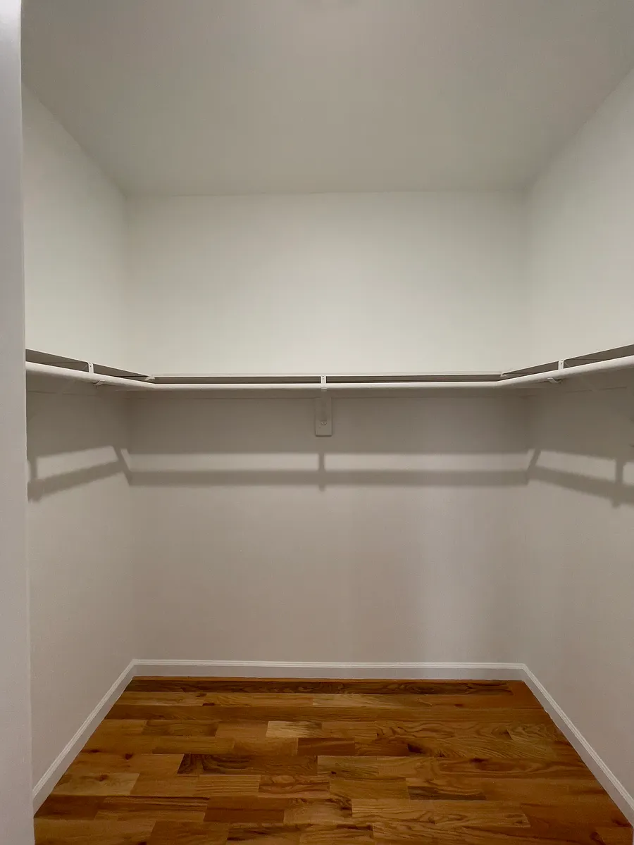 Building Photo - 345 N 2nd St #1
