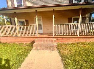8 S Main St, Startex, SC 29377