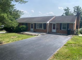 2914 Diplomat Dr, Roanoke, VA 24019