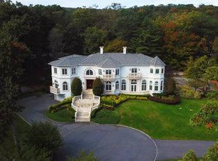 758 W Shore Dr, Kinnelon, NJ 07405