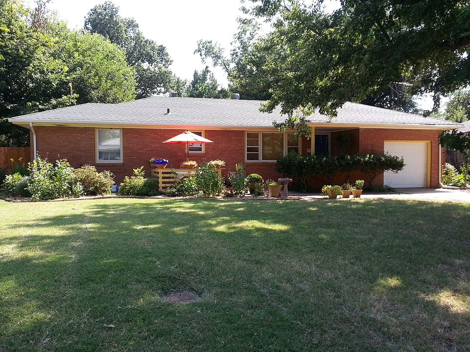 1st image of 1214 Westlawn Dr