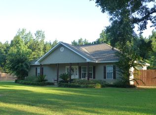 307 Walker Gravel Pit Rd, Dry Prong, LA 71423