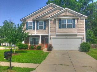 5503 Peachcrest Rd, Charlotte, NC 28269