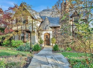 23 Crestwood Dr, Maplewood, NJ 07040
