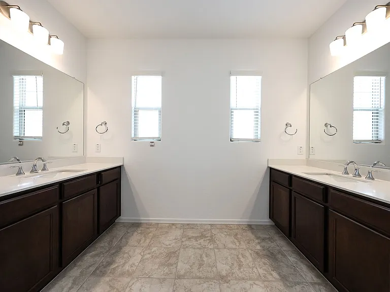 7695 W Smoketree Dr — Photo 35