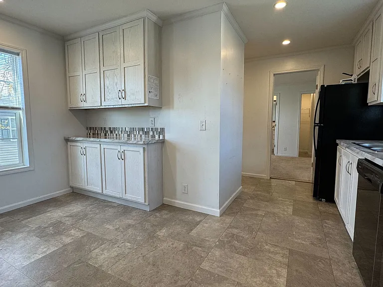 105 20th St NW #200 — Photo 8