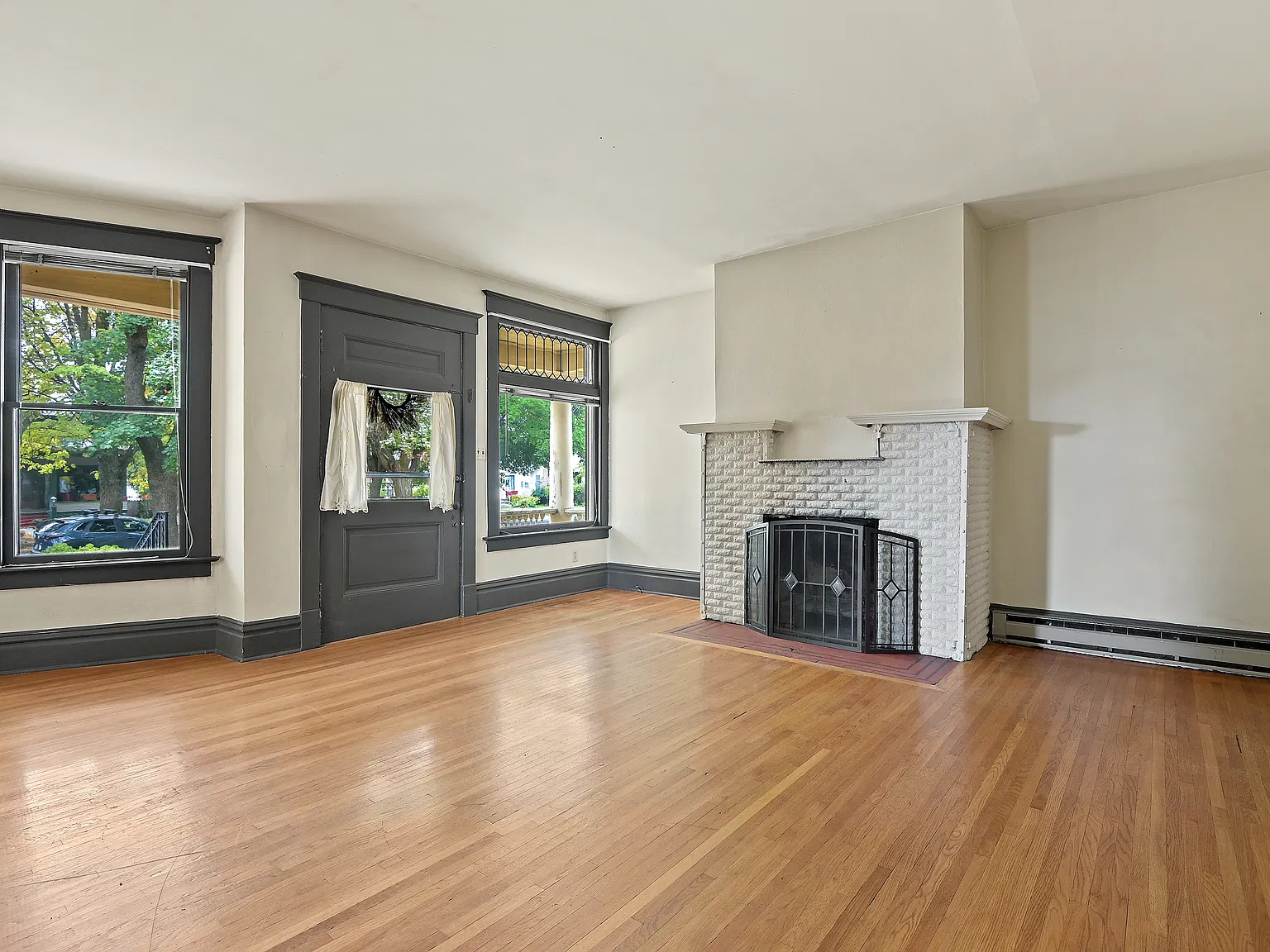 1 bed, 761 sqft, $1,150 — Photo 2