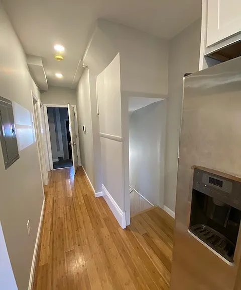 312 Meridian St #1 — Photo 6