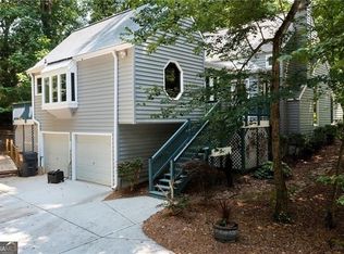 2463 Kingsley Dr NE, Marietta, GA 30062